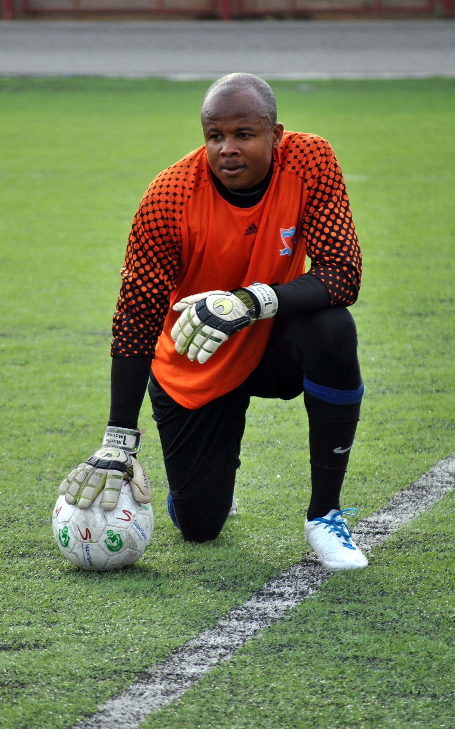 Ezenwa threatens to sue Heartland after removing N200,000 from salary