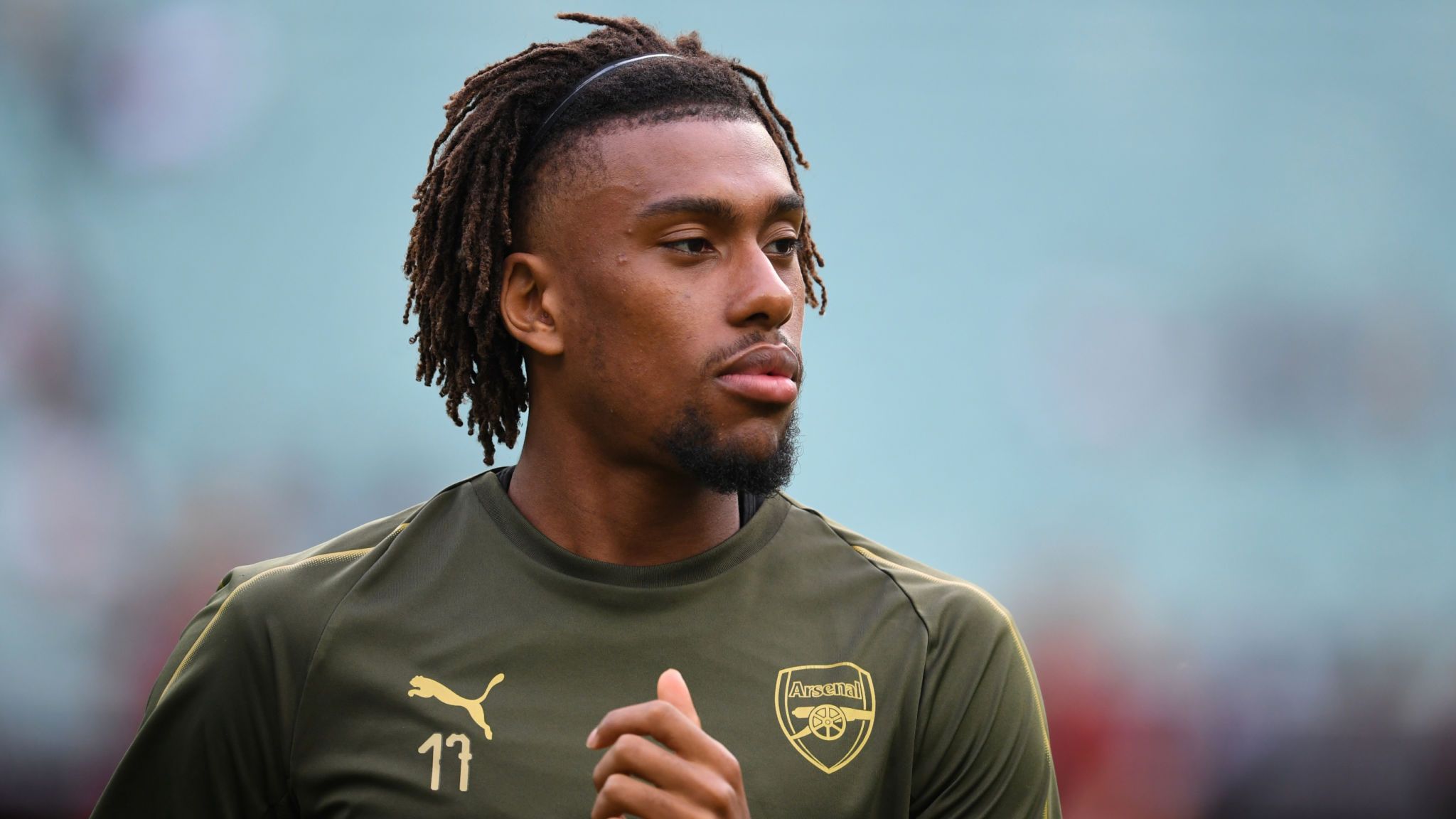 Iwobi picks jersey number 17