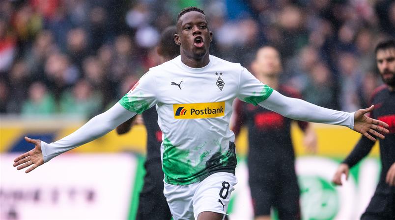 Red Devils may sign Denis Zakaria for exciting midfield