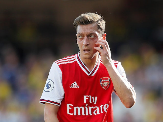 Ozil faces uncertain future  at Arsenal