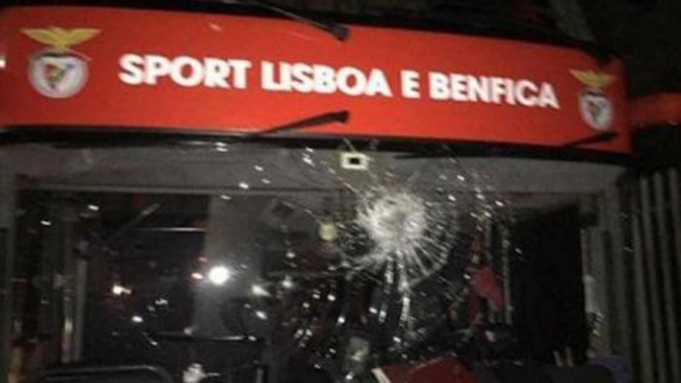 Two Benfica players land in hospital following bus attack ...