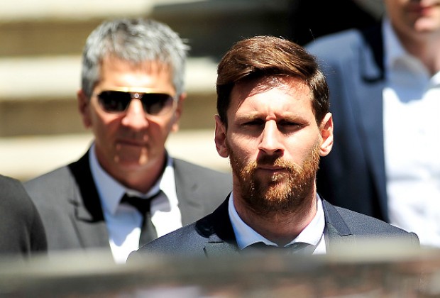 Barca president sets meeting with Messi's father