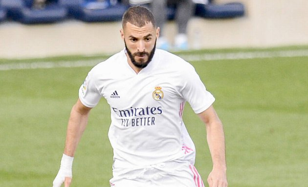 Real Madrid striker Benzema: Ronaldo my idol