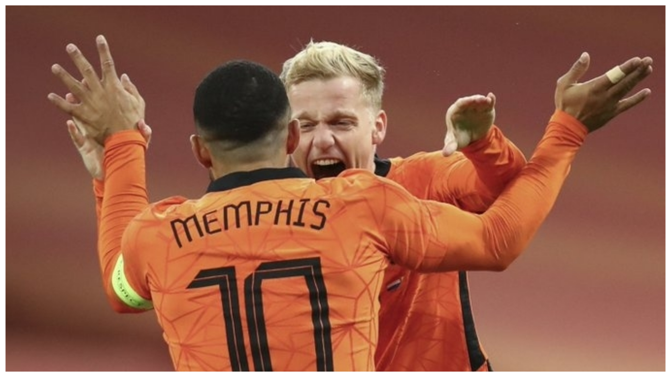 Van de Beek strike saves Netherlands from defeat against Spain