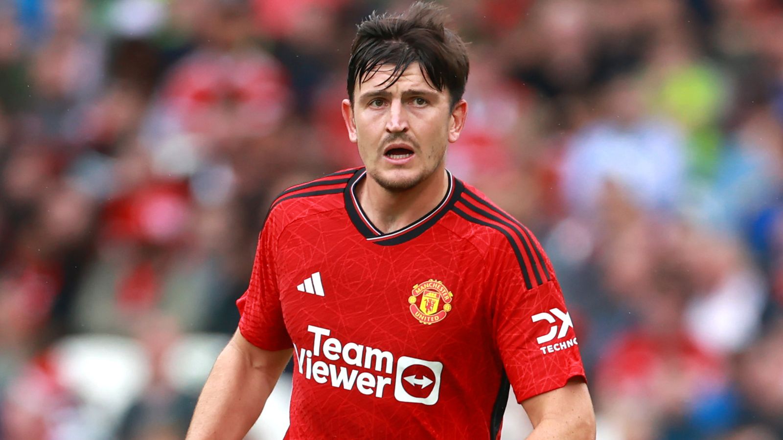 Manchester United open contract talks with Harry Maguire