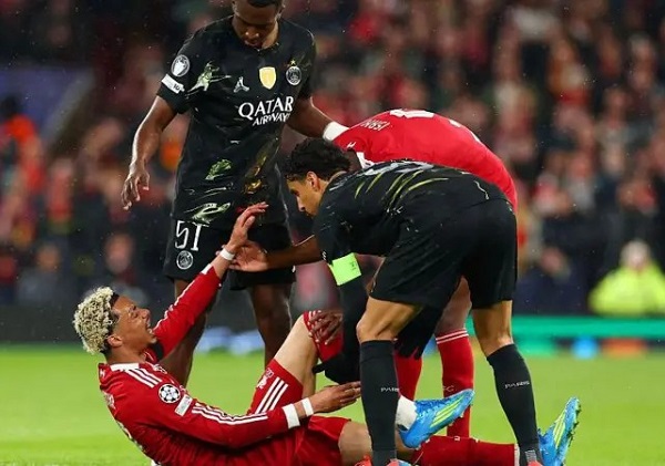 Ekitike set to miss World Cup after achilles injury against PSG