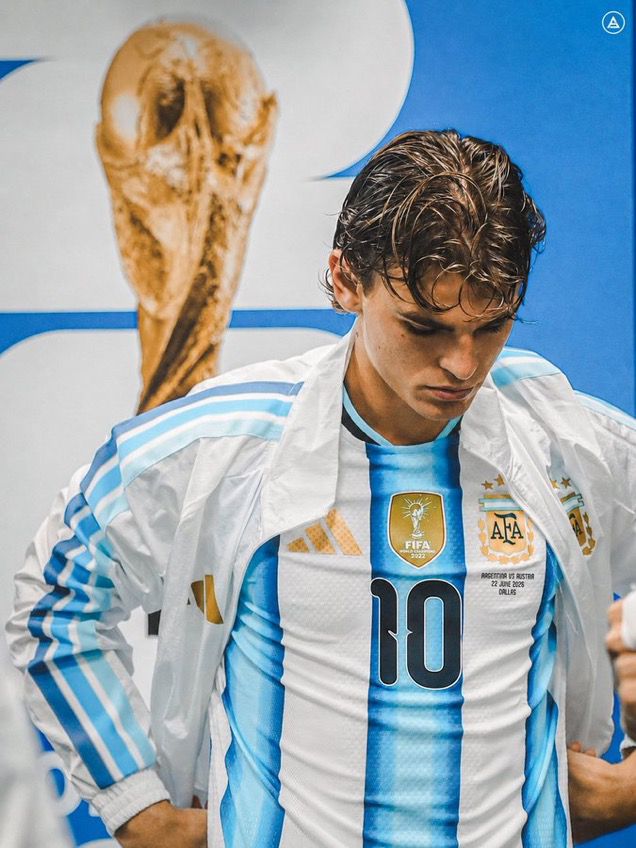 Nico Paz emerges as leading contender for Messi’s iconic No. 10 jersey